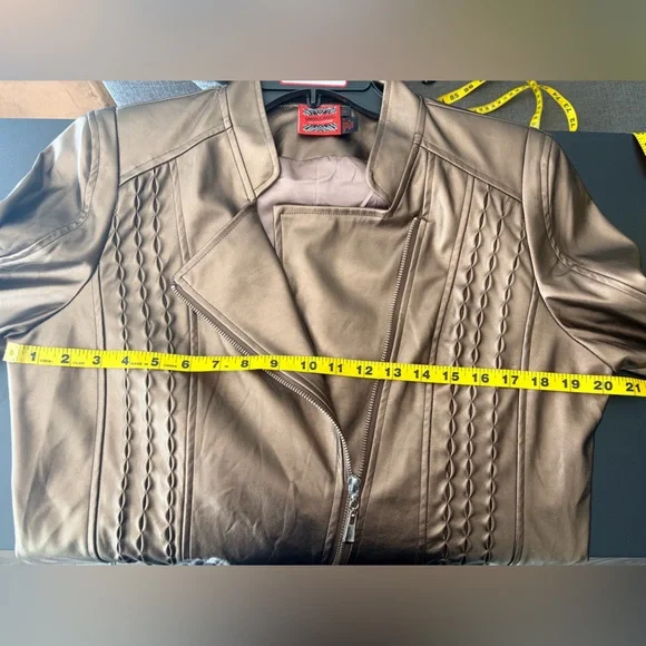 Size 8 - Brown Faux Leather Jacket (vintage Y2K) - Picture 3 of 3